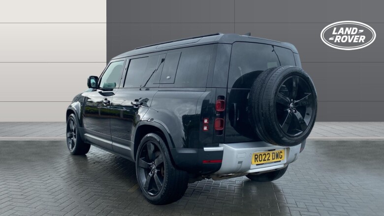 Land Rover Defender 3.0 D250 SE 110 5dr Auto Diesel Estate
